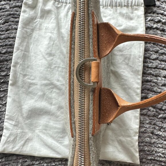 Graf Lantz Bedford Midi Backpack in Granite Merino Wool and Vachetta Leather - Picture 14 of 15